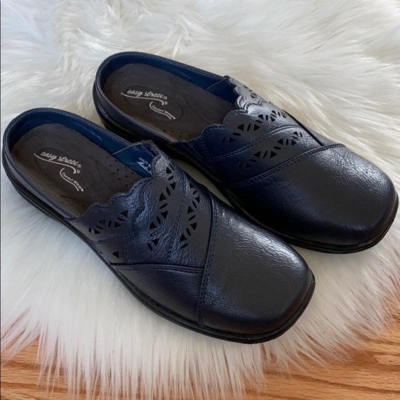 easy street shoes mules